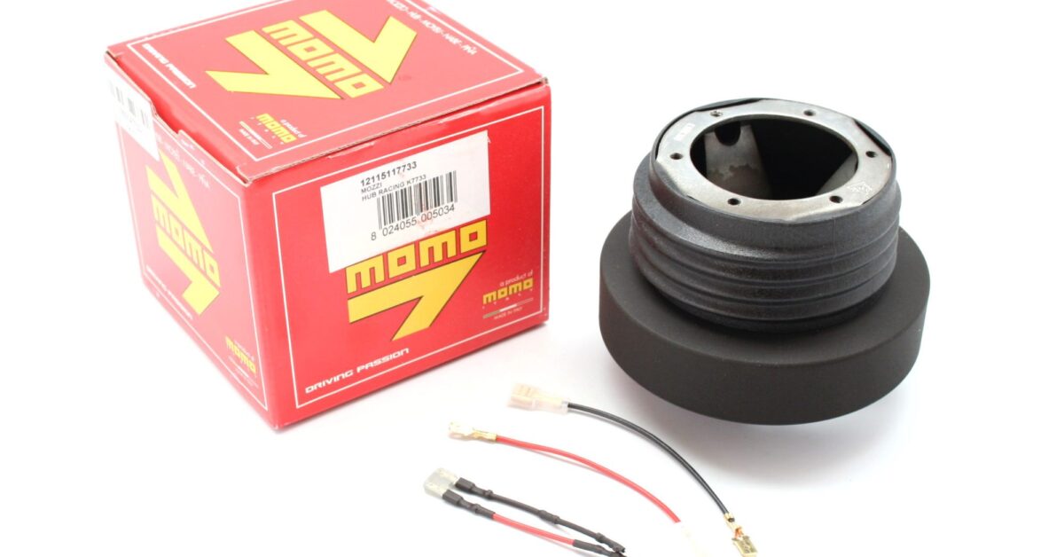 Buy Genuine MOMO Hub / Boss kit with FREE shipping!